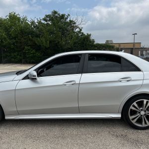 MERCEDES-BENZ E-CLASS - 4