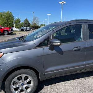 FORD ECOSPORT SE - 2