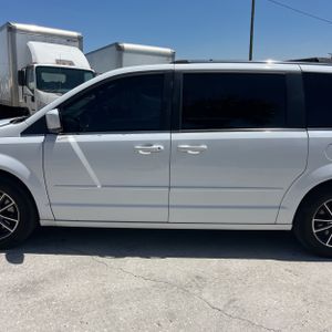 DODGE GRAND CARAVAN SXT - 4