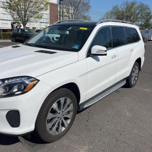 MERCEDES-BENZ GLS - 2