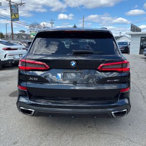 BMW X5 XDRIVE50I - 7