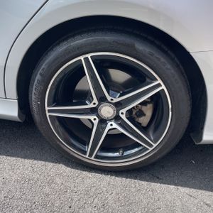 صورة 18 لـ 2016 Mercedes-BENZ C-CLASS AMG