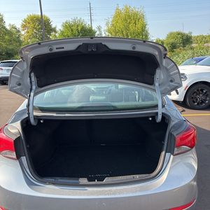 2015 Hyundai ELANTRA SE — миниатюра 39