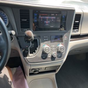 صورة مصغرة 37 لـ 2015 Toyota SIENNA XLE 8-PASSENGER