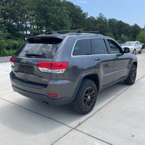 صورة 8 لـ 2019 JEEP GRAND CHEROKEE LAREDO E
