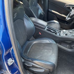 2015 Chrysler 200 S — миниатюра 32