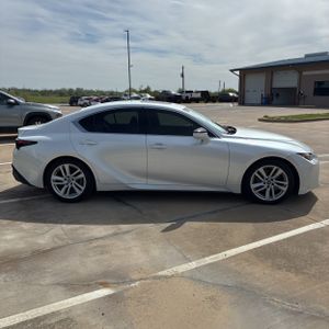 Lexus IS 300 Base - 10