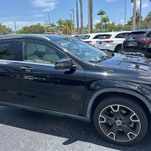 2019 Mercedes-BENZ GLA — миниатюра 13