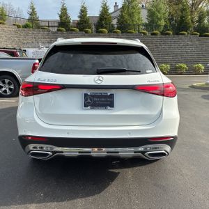 MERCEDES-BENZ GLC - 7