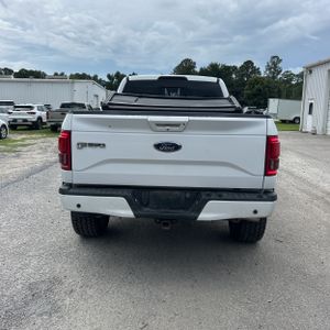 2017 FORD F-150 LARIAT photo 7