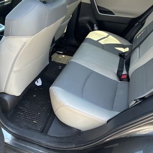 2023 Toyota RAV4 LIMITED — миниатюра 34