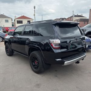 TOYOTA 4RUNNER - 5