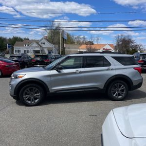 FORD EXPLORER XLT - 3