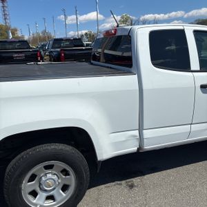 CHEVROLET COLORADO WORK TRUCK - 9