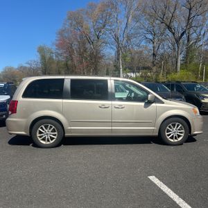 DODGE GRAND CARAVAN - 10