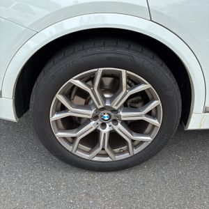 صورة مصغرة 19 لـ 2024 BMW X7 XDRIVE40I