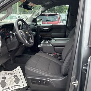 صورة مصغرة 30 لـ 2020 Chevrolet SILVERADO 1500 LT