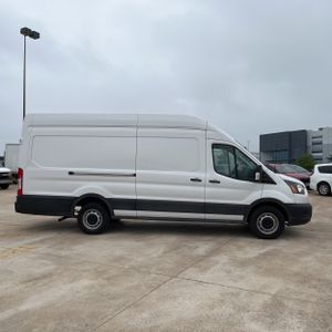 FORD TRANSIT 350 - 10