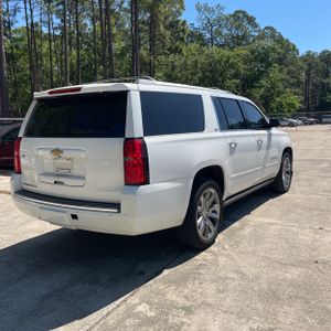 CHEVROLET SUBURBAN LTZ - 8