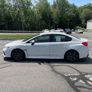 2017 Subaru WRX BASE — фото 3