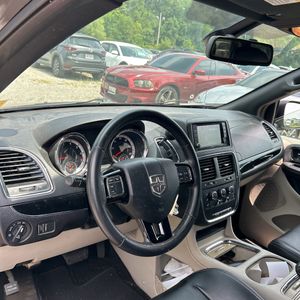 2019 Dodge GRAND CARAVAN SXT — миниатюра 34