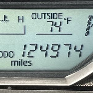صورة 41 لـ 2015 Toyota RAV4 LE