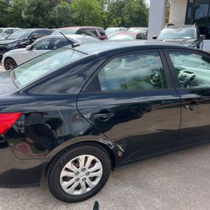صورة 9 لـ 2013 KIA FORTE LX