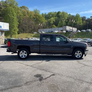 CHEVROLET SILVERADO 1500 - 10