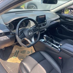 صورة مصغرة 36 لـ 2025 Nissan ALTIMA SR