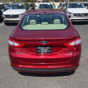 FORD FUSION HYBRID SE - 7