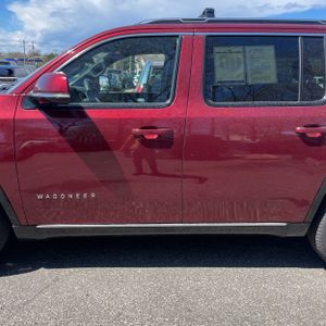 JEEP WAGONEER SERIES III - 4