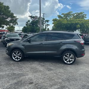 2017 FORD ESCAPE SE 照片 3