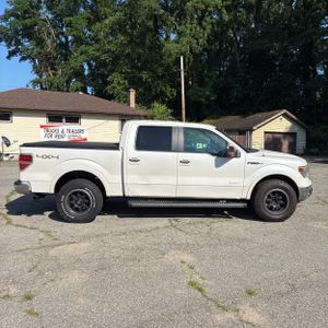 2013 FORD F-150 LARIAT photo 10