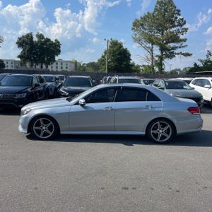 MERCEDES-BENZ E-CLASS - 3