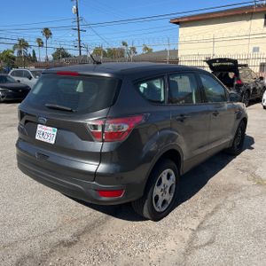 2017 FORD ESCAPE S 照片 8
