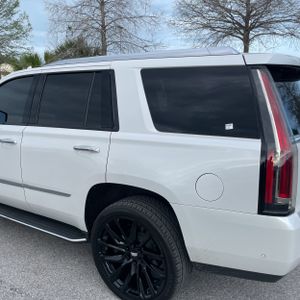 CADILLAC ESCALADE LUXURY - 5