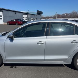 VOLKSWAGEN JETTA SE PZEV - 4