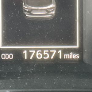 صورة 43 لـ 2016 Toyota HIGHLANDER XLE