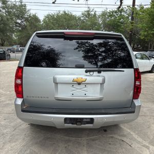 CHEVROLET SUBURBAN LT - 7