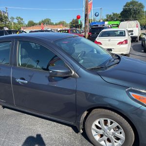 2017 Nissan VERSA SV — миниатюра 13
