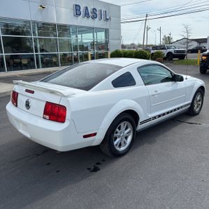 FORD MUSTANG BASE - 8