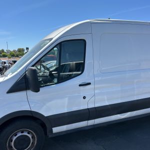 FORD TRANSIT 250 - 2