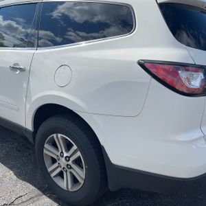 CHEVROLET TRAVERSE LT - 6