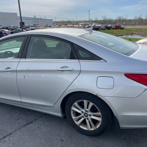 HYUNDAI SONATA - 6