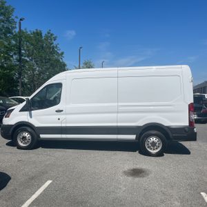 FORD TRANSIT 250 - 3