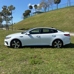 KIA OPTIMA S - 3
