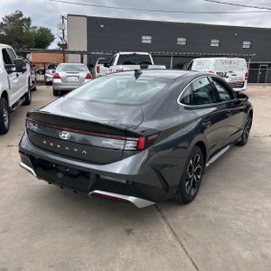 HYUNDAI SONATA SEL - 8