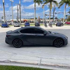 LEXUS IS 350 F SPORT DESIGN - 10