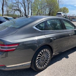 GENESIS ELECTRIFIED G80 BASE - 9