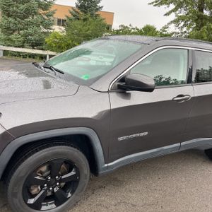 صورة 2 لـ 2017 JEEP COMPASS LATITUDE